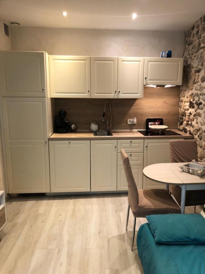 Apartamento Vieil Antibes, Ravissant 2P Avec Petite Terrasse Exterior foto