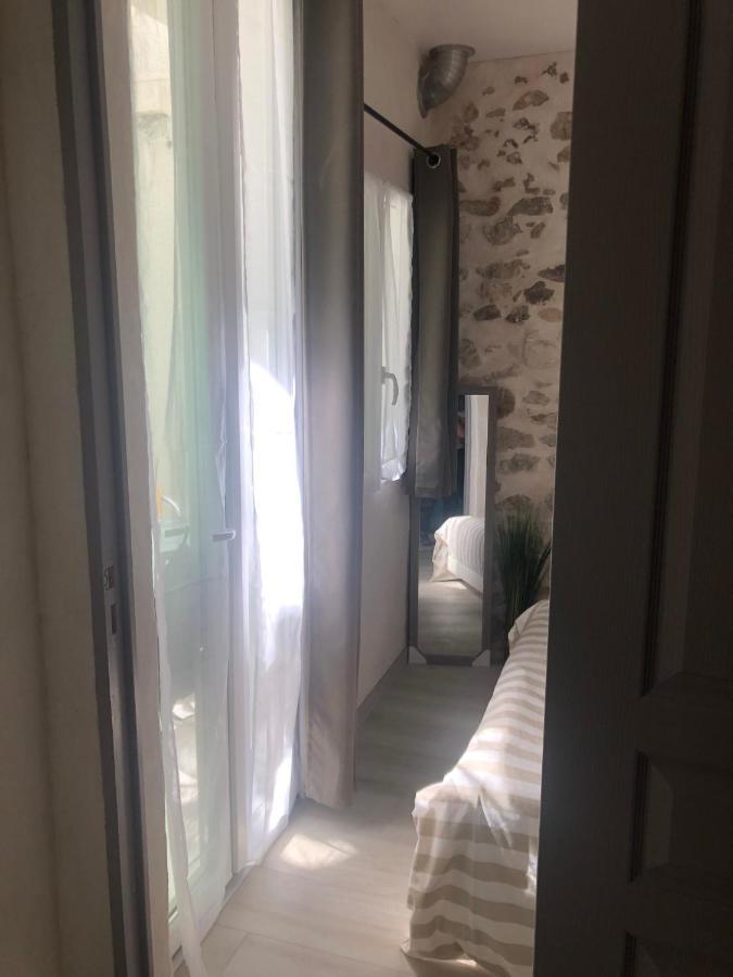 Apartamento Vieil Antibes, Ravissant 2P Avec Petite Terrasse Exterior foto