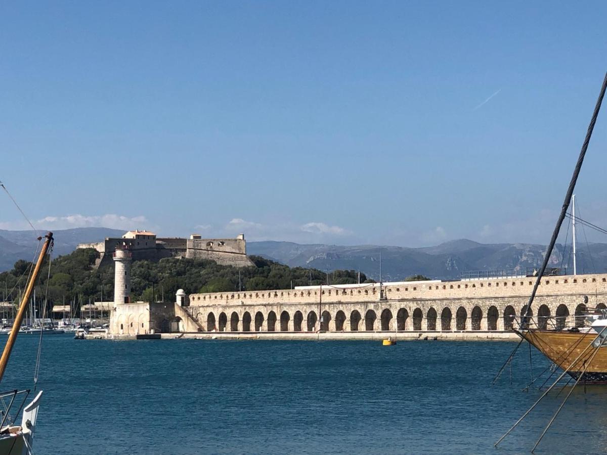Apartamento Vieil Antibes, Ravissant 2P Avec Petite Terrasse Exterior foto